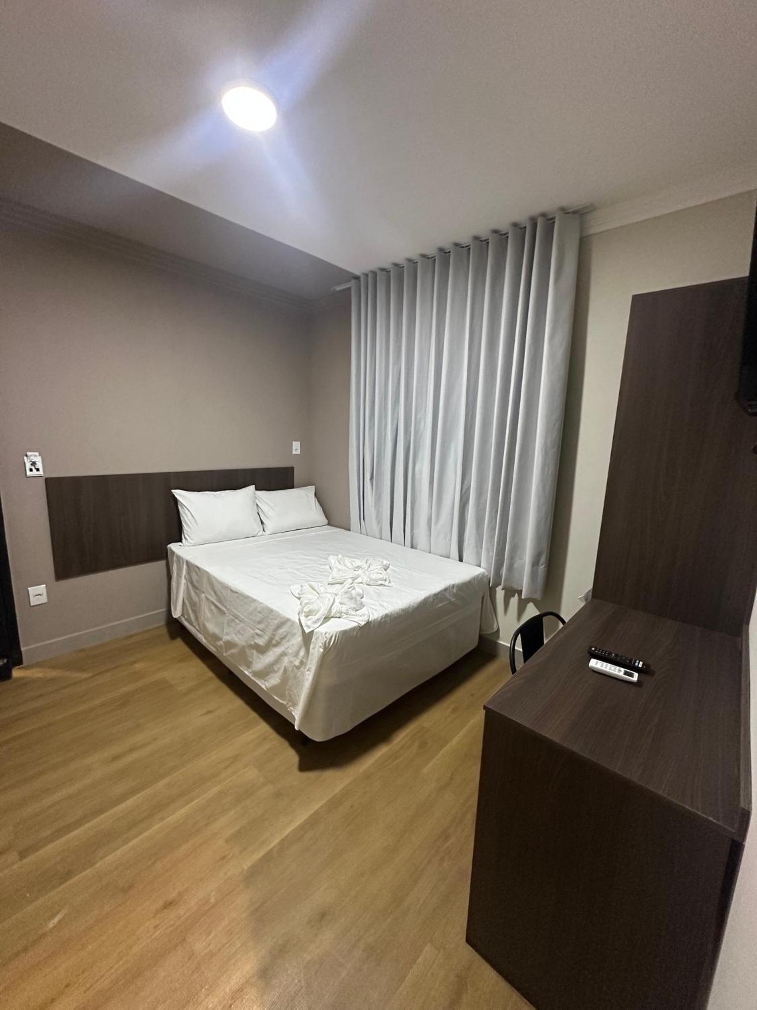 גוברנדור ולדארס Otto Hotel מראה חיצוני תמונה